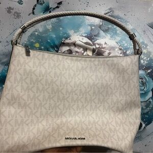 Michael Kors Cream Shoulder Bag